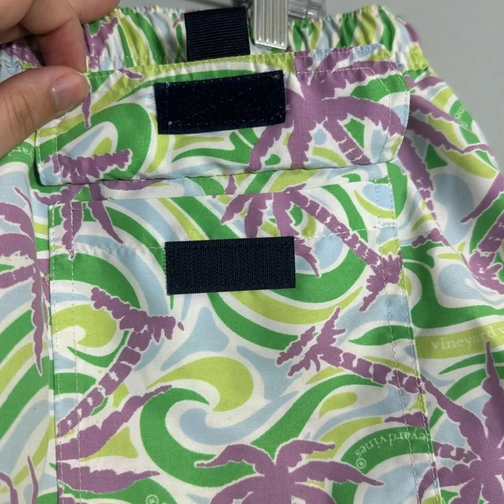 Vineyard Vines Swim Trunks Mens XL Shorts Chappy Purple Green Palm Tree 7”
